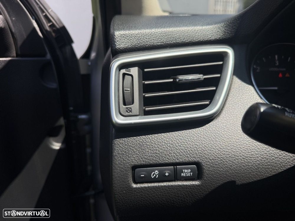 Nissan Qashqai 1.5 dCi 360 - 27
