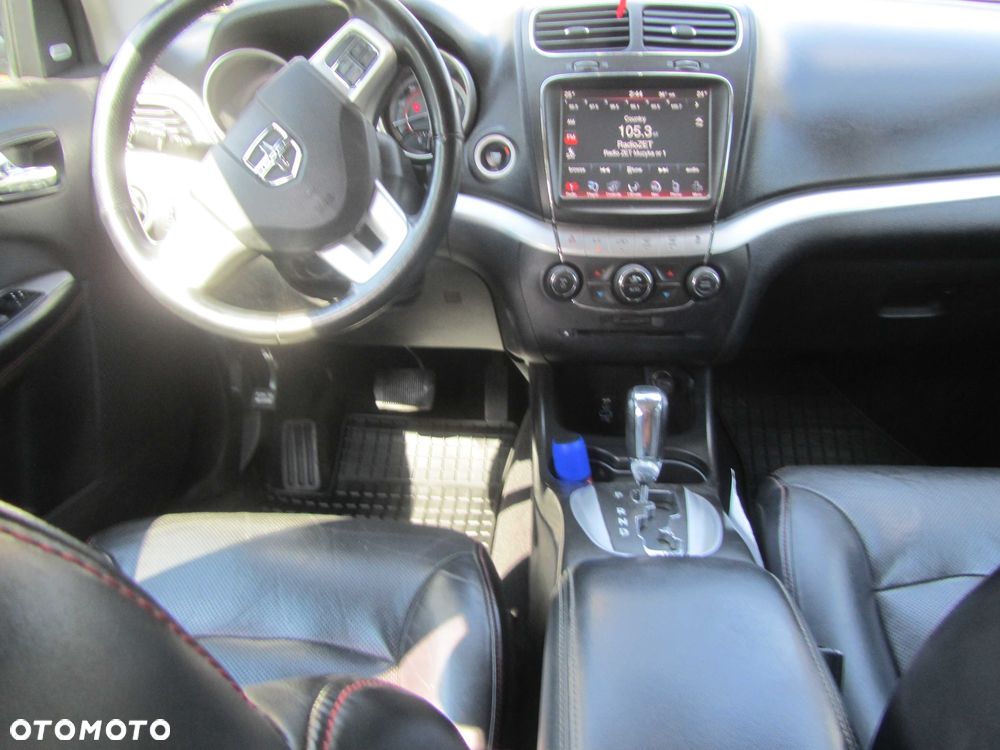 Dodge Journey - 4