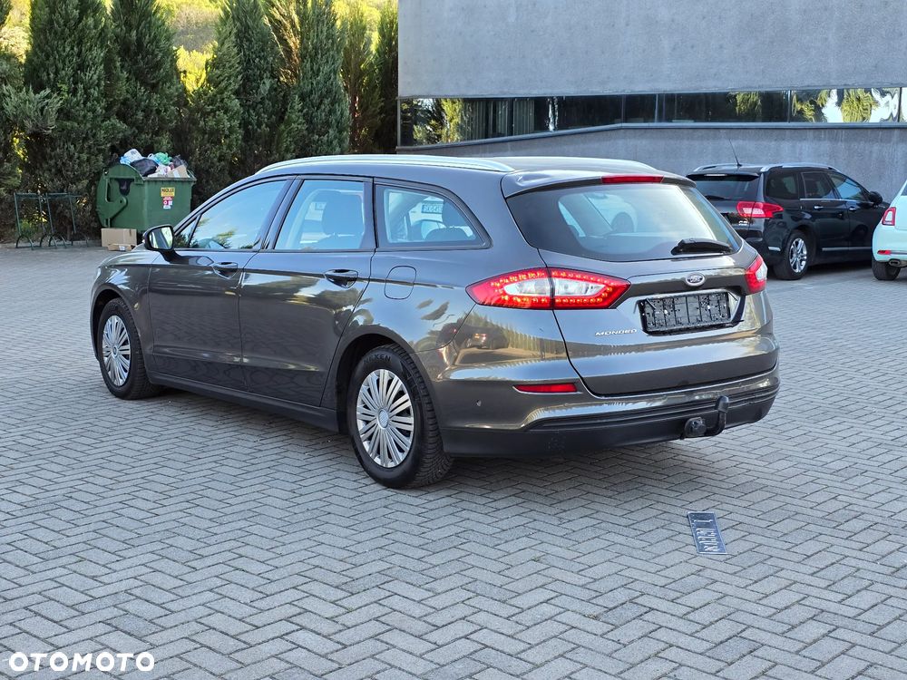 Ford Mondeo 2.0 TDCi STart-Stopp Titanium - 4