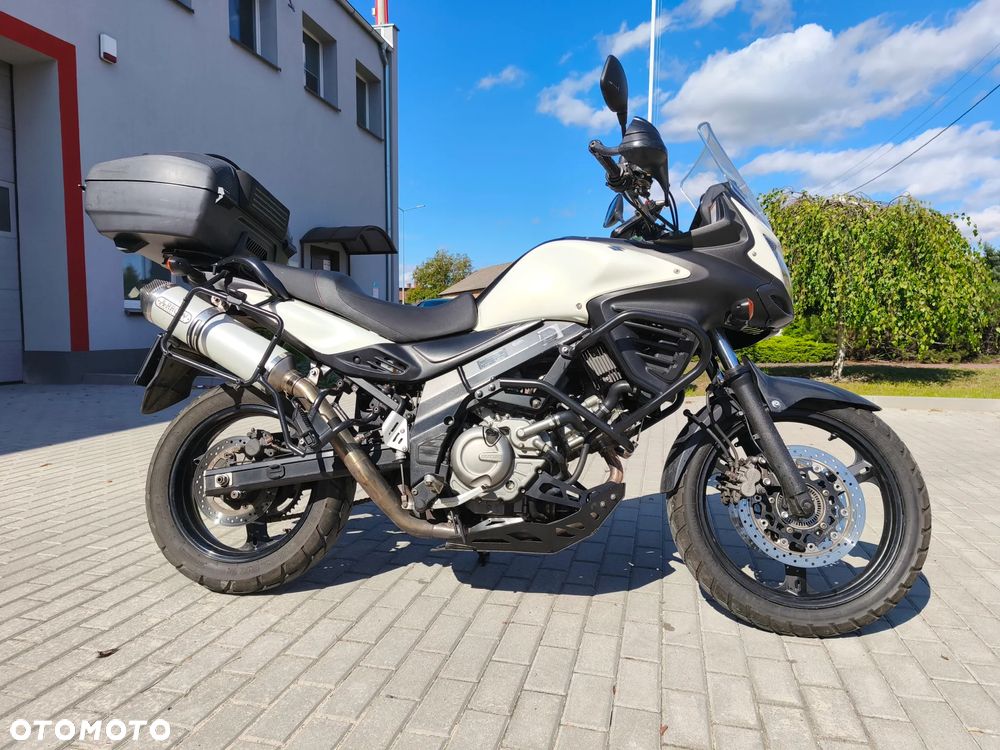 Suzuki V-STROM - 4