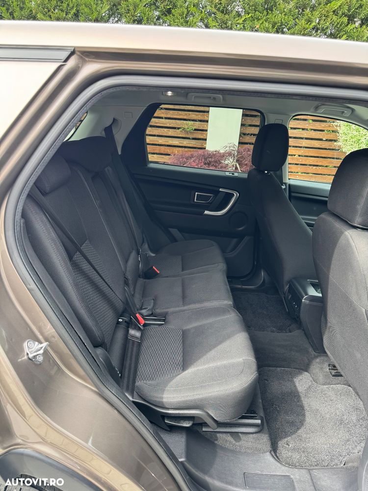 Land Rover Discovery Sport 2.0 l TD4 HSE - 22