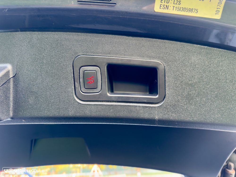 Tesla Model S 85D AWD - 34