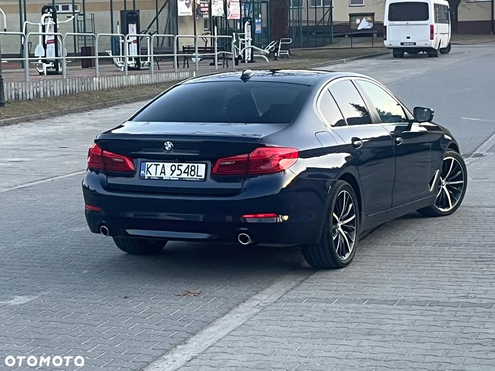 BMW Seria 5 520d xDrive Luxury Line - 6