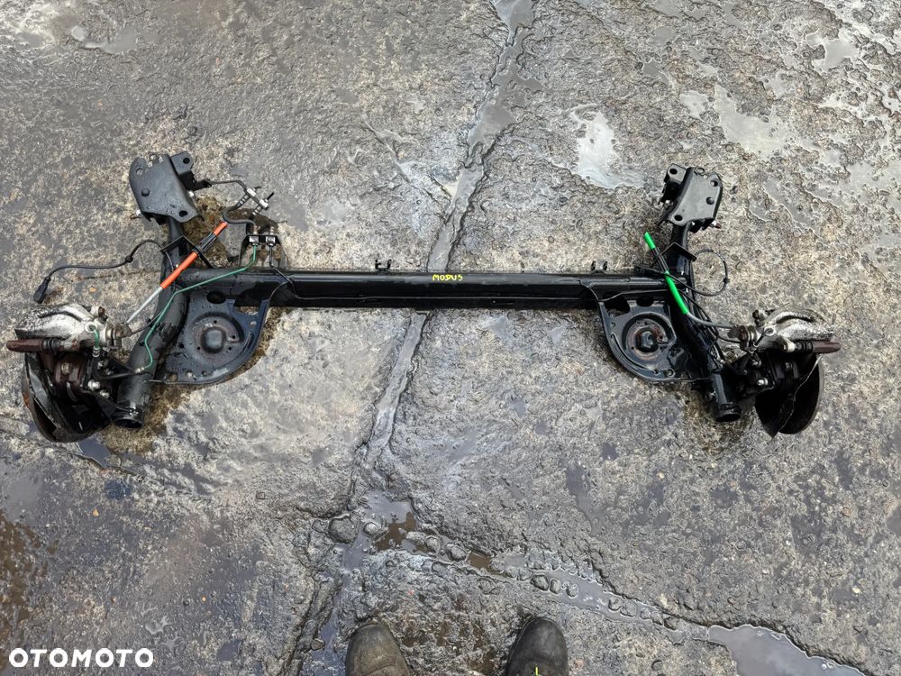 Belka tylna oś Renault Modus CLIO tarcze ITALIA OE