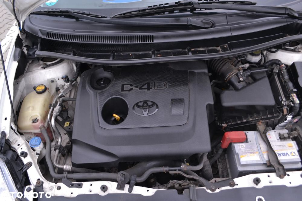 Toyota Auris 1.4 D-4D - 15