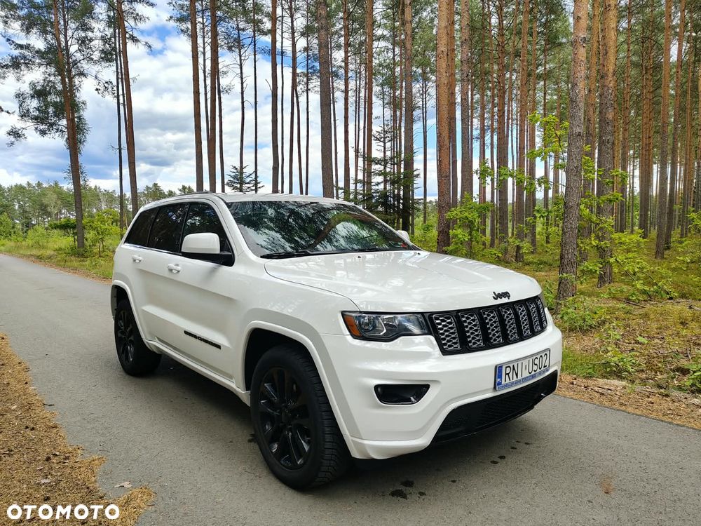 Jeep Grand Cherokee - 4