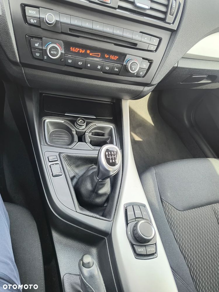 BMW Seria 1 116i Sport Line - 13