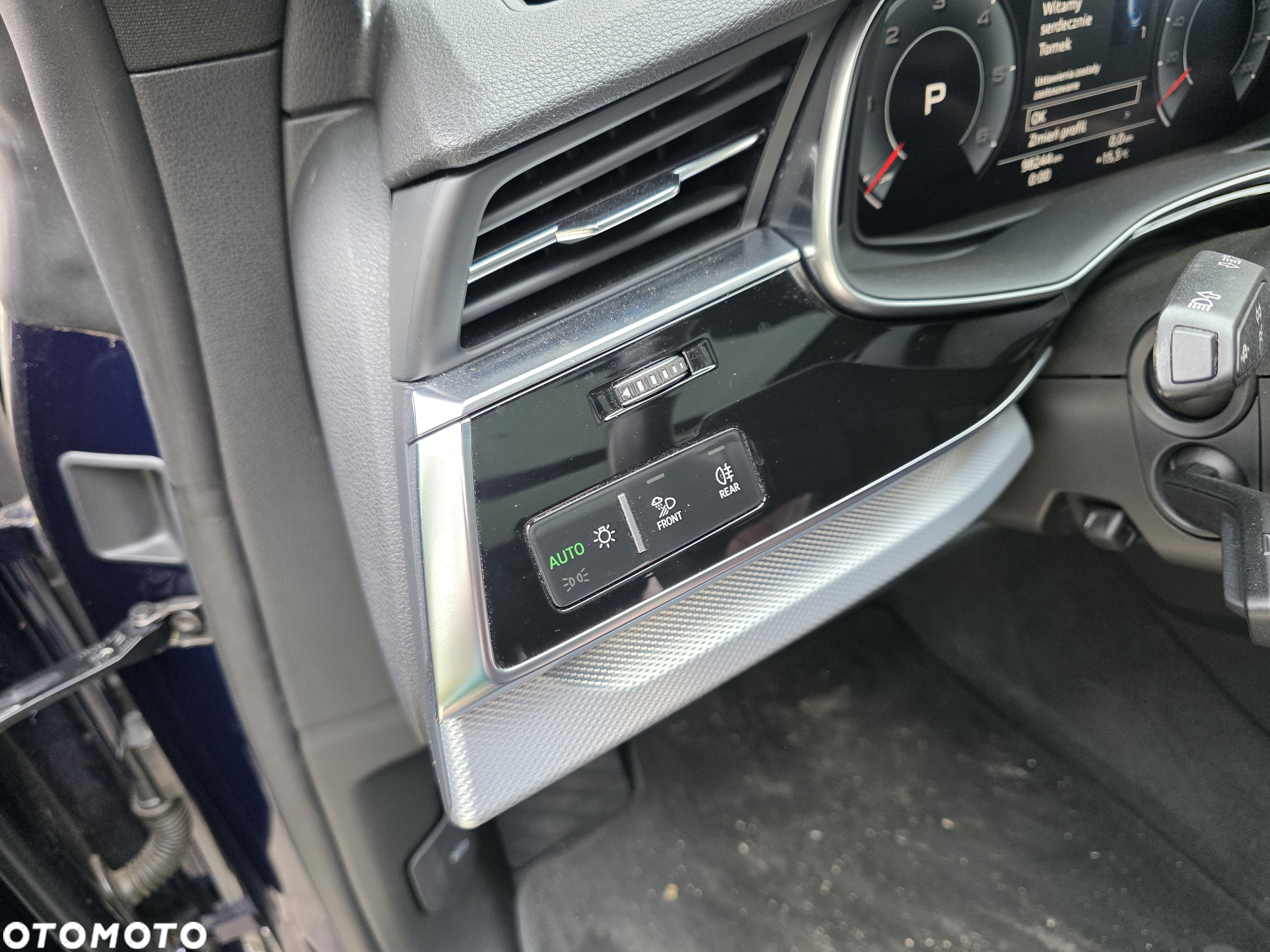Audi Q8 - 15