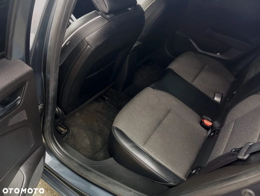 Renault Clio TCe 90 TECHNO - 16