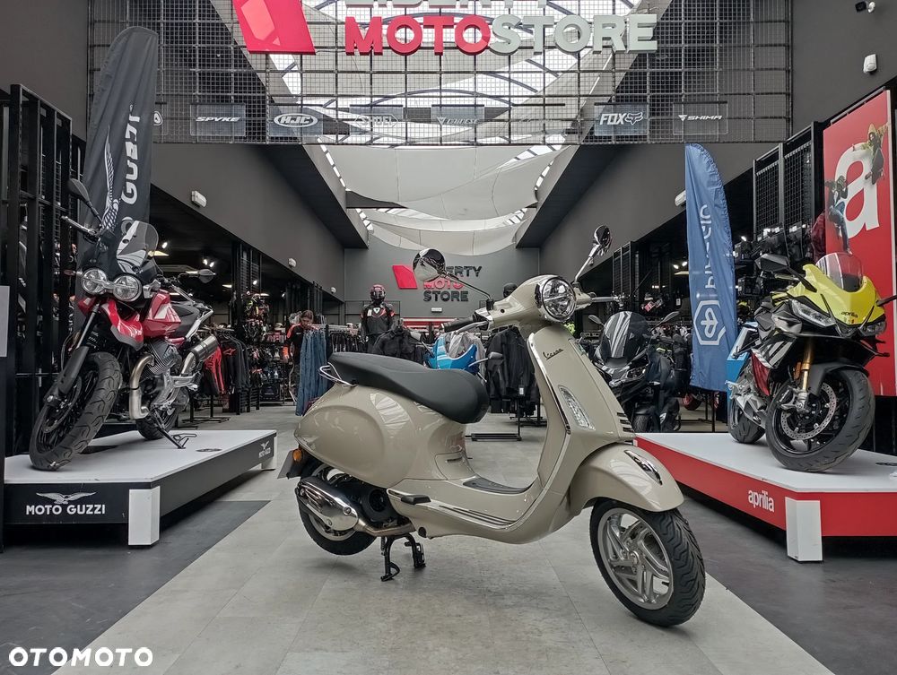 Vespa Primavera - 8