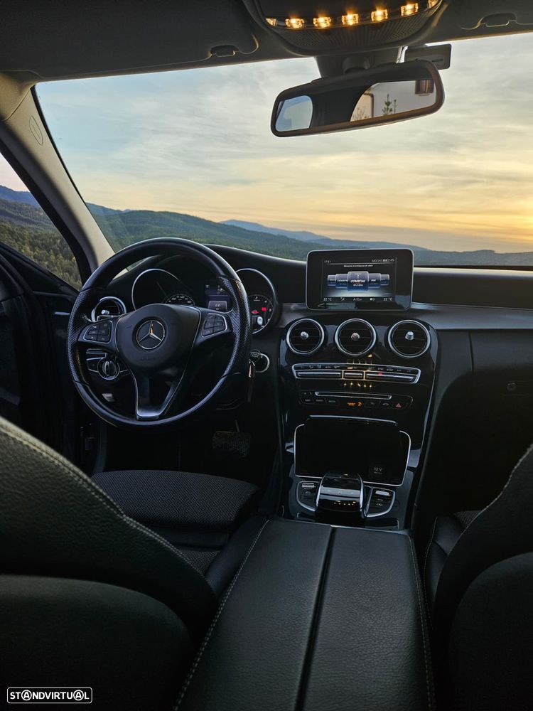 Mercedes-Benz C 220 - 12