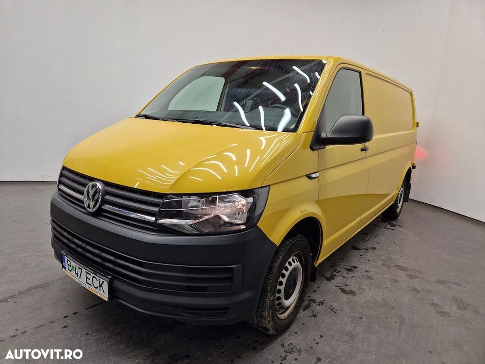 Volkswagen Transporter - 1