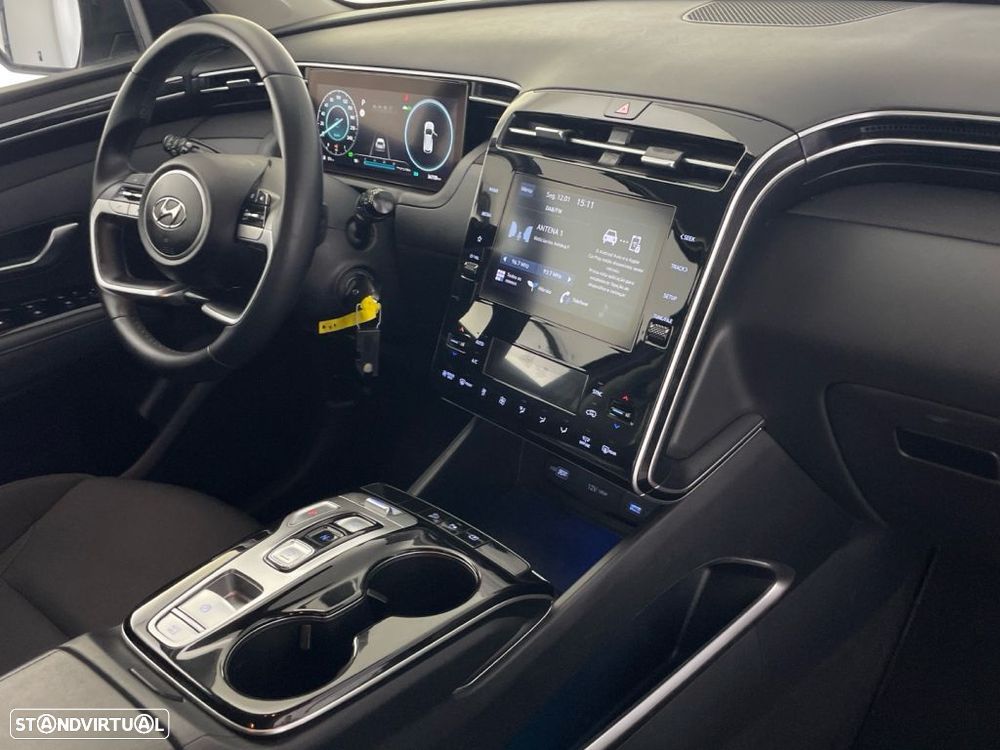Hyundai Tucson 1.6 T-GDI HEV Premium - 23