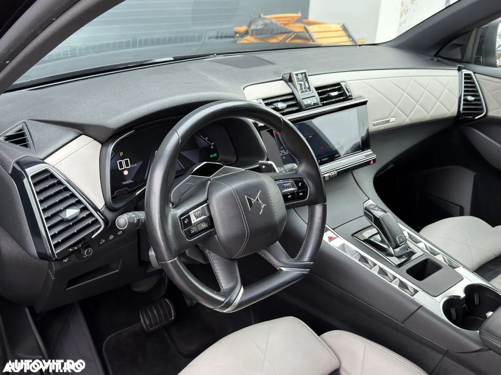 DS Automobiles DS 7 Crossback - 10