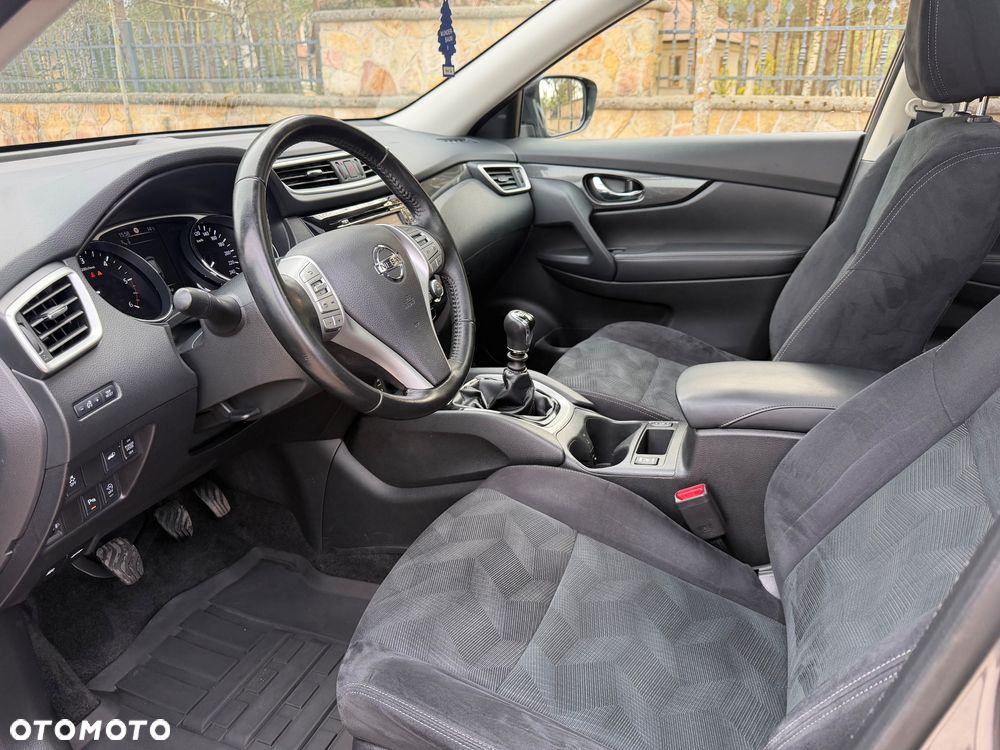 Nissan X-Trail 1.6 DCi Tekna - 25