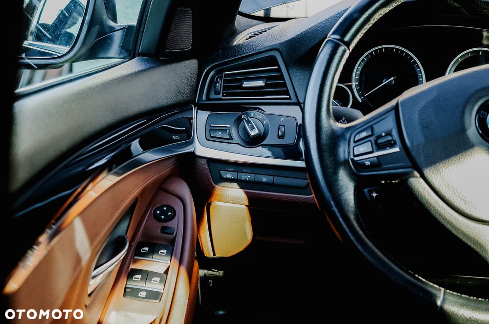 BMW Seria 5 530d xDrive - 20