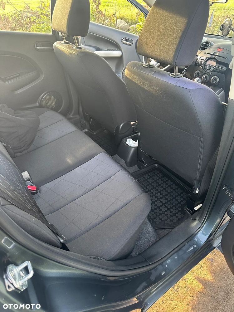 Mazda 2 - 16