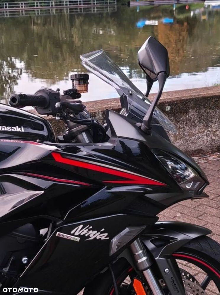 Kawasaki Ninja 1000 SX - 10