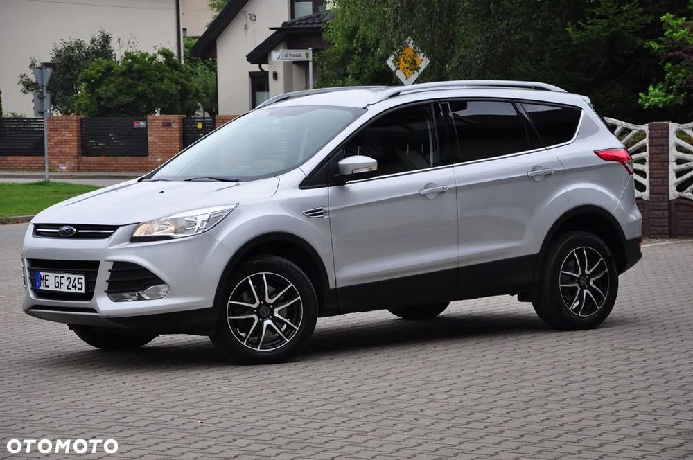 Ford Kuga 2.0 TDCi 4WD Titanium - 4