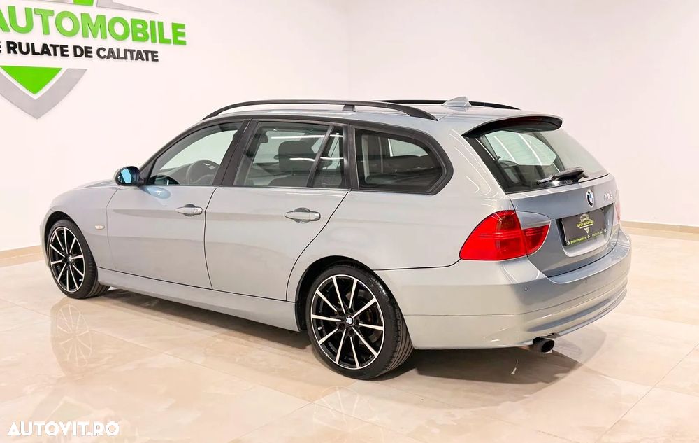 BMW Seria 3 320d DPF Touring Aut. - 13