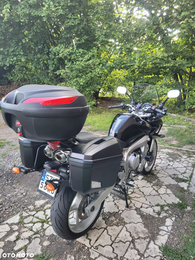 Yamaha FZ6 - 3