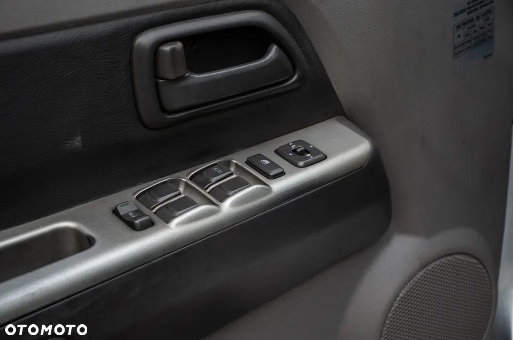 Isuzu D-Max 4x4 Double Cab Autm Custom - 36