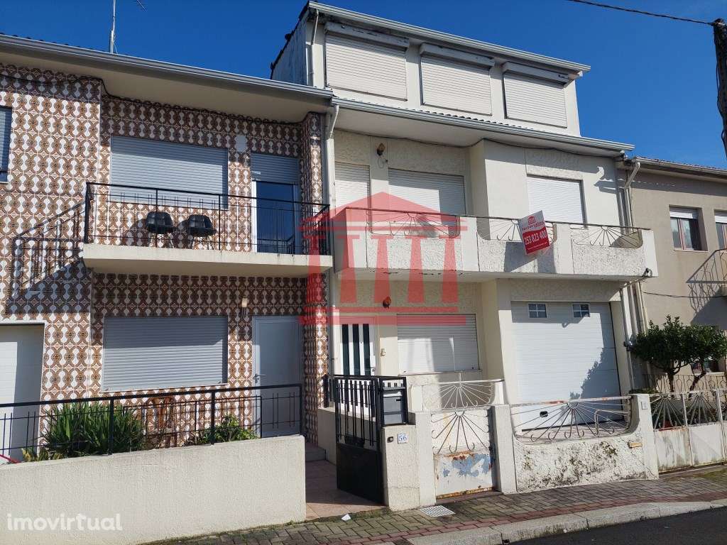 MORADIA V3 EM BANDA - ARCOZELO - Grande imagem: 2/11