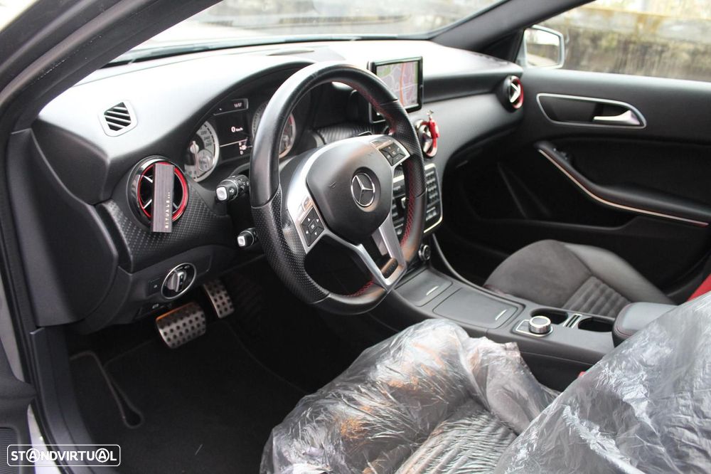 Mercedes-Benz A 250 Sport 7G-DCT - 10