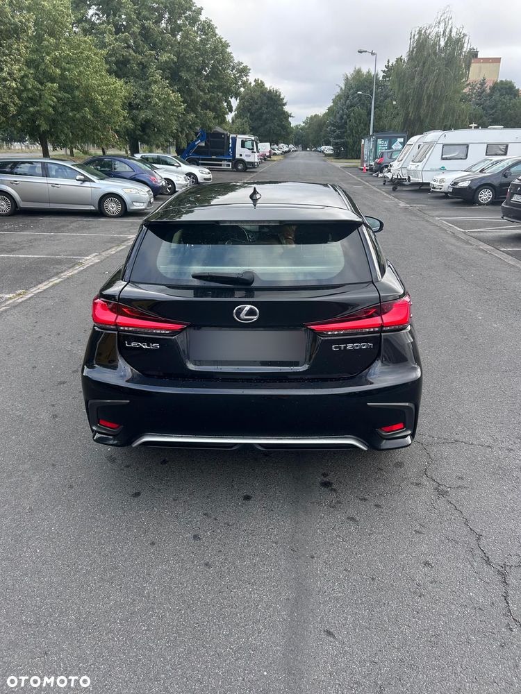 Lexus CT - 2