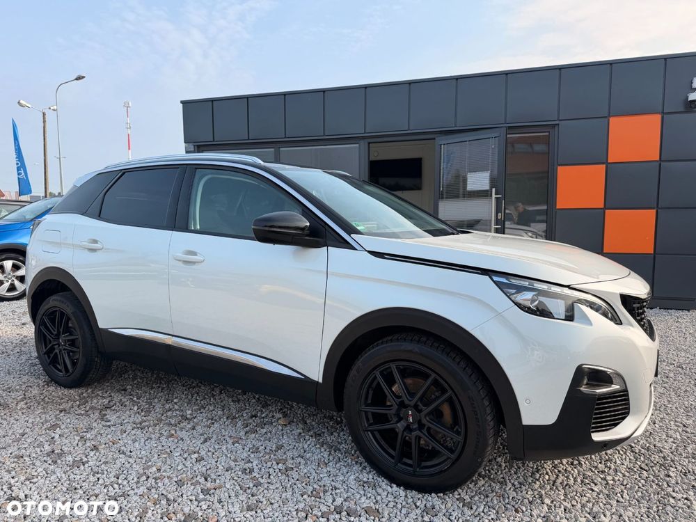 Peugeot 3008 1.2 PureTech Allure S&S - 5