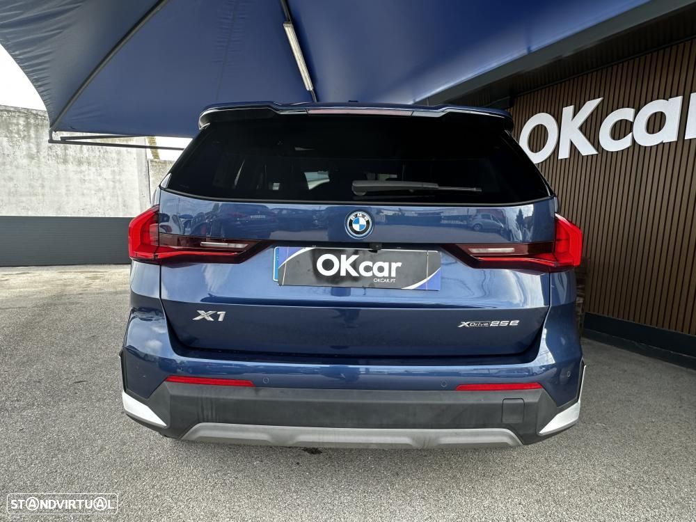BMW X1 xDrive25e - 16
