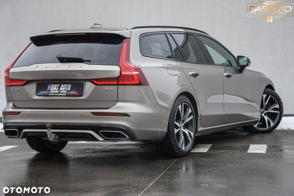 Volvo V60 B4 D R-Design - 14