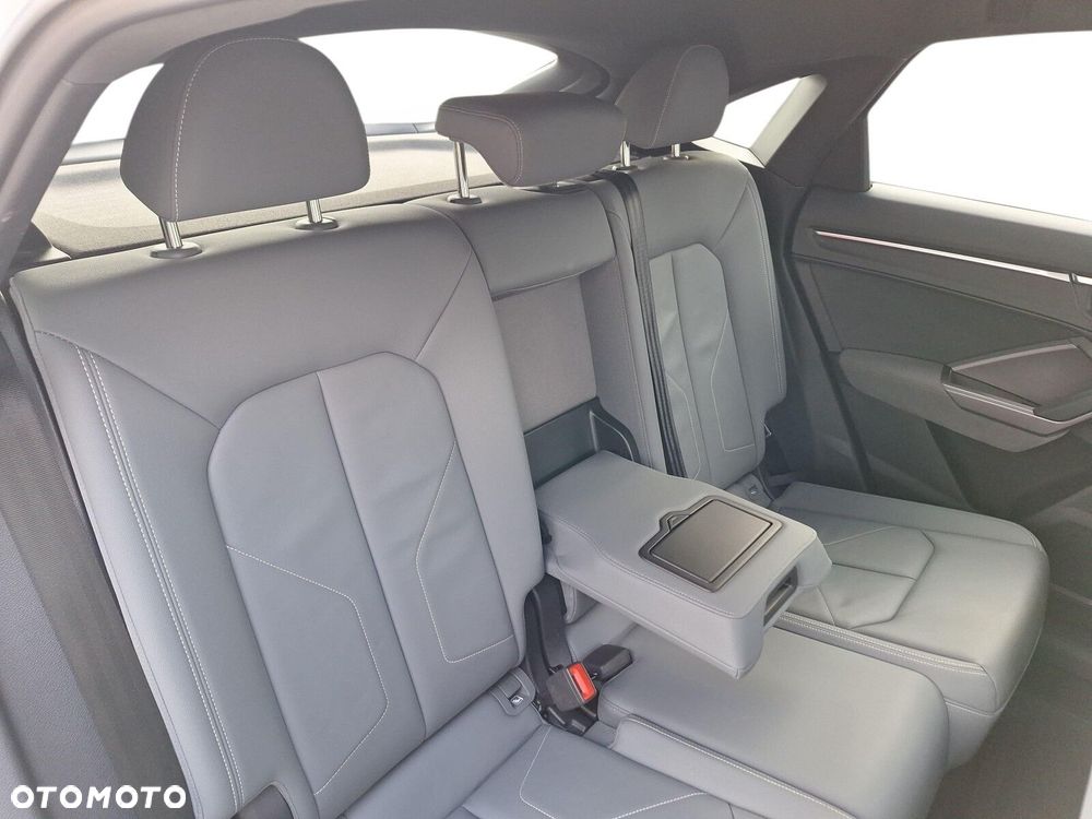 Audi Q3 Sportback 35 TFSI mHEV S tronic - 13