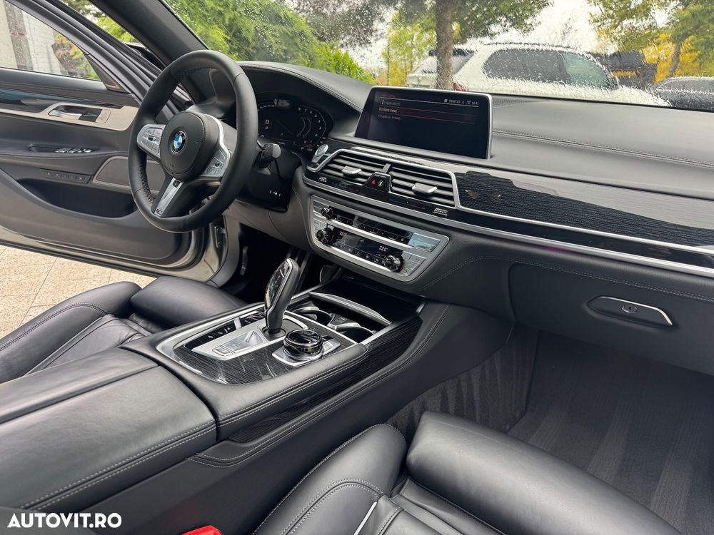 BMW Seria 7 730d xDrive - 21