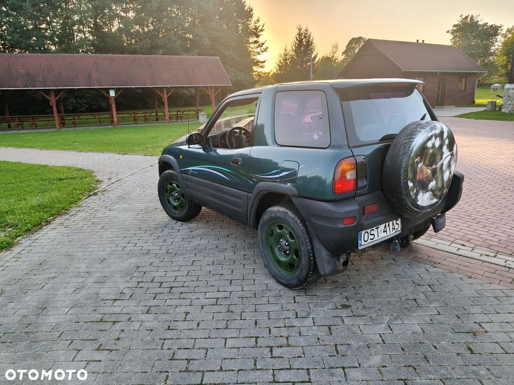 Toyota RAV4 - 2