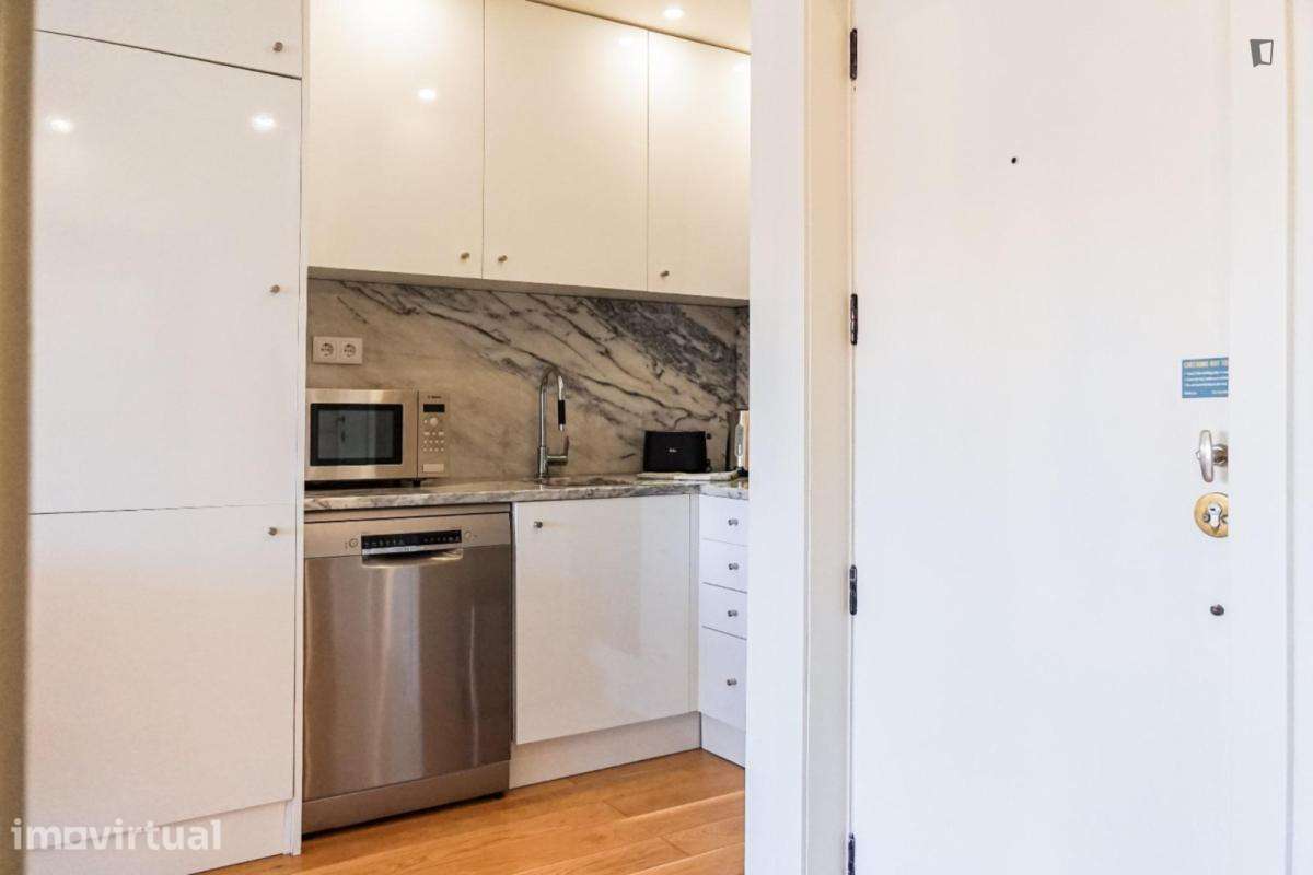 Apartamento com 1 quartos - localizado em Santo Ildefonso Porto - Grande imagem: 4/12