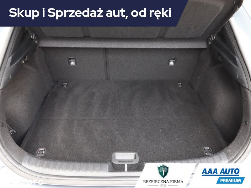 Kia XCeed - 15