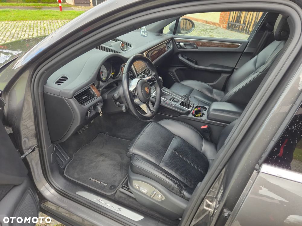 Porsche Macan S - 7