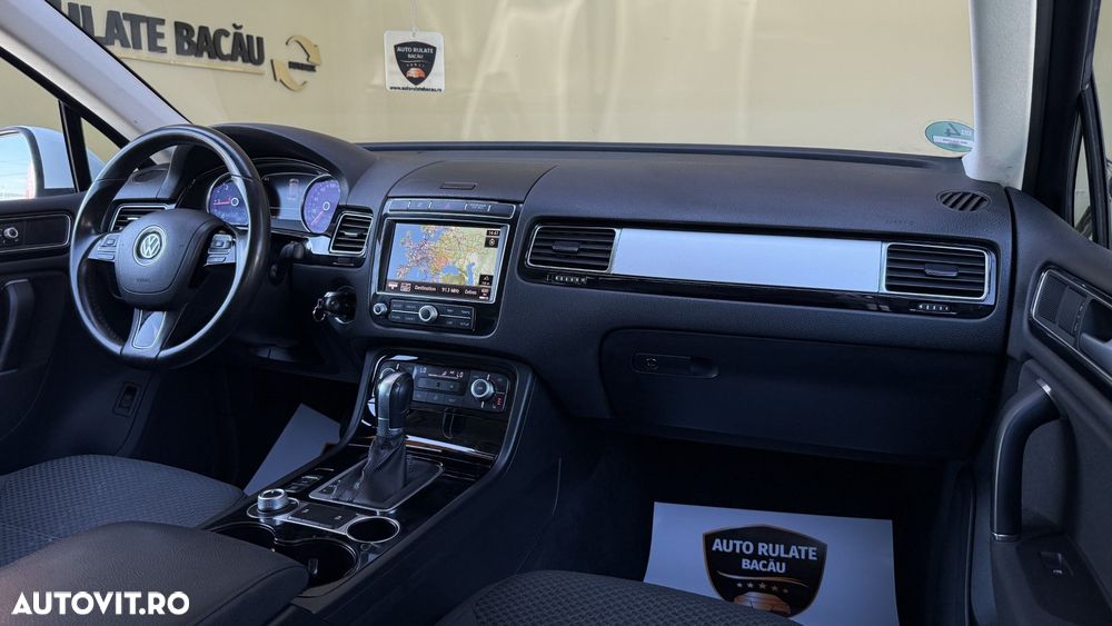Volkswagen Touareg - 13