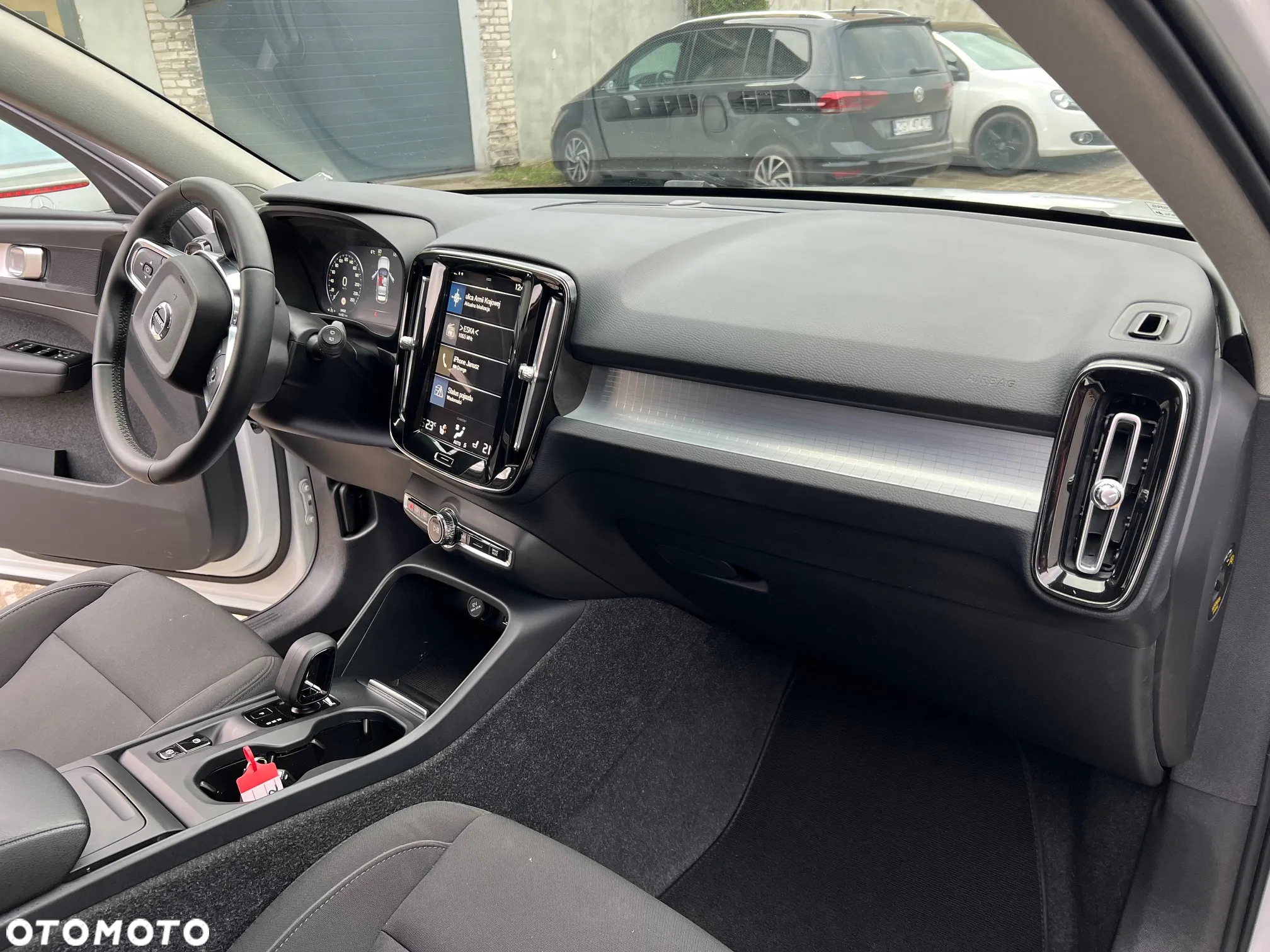 Volvo XC 40 T3 - 24