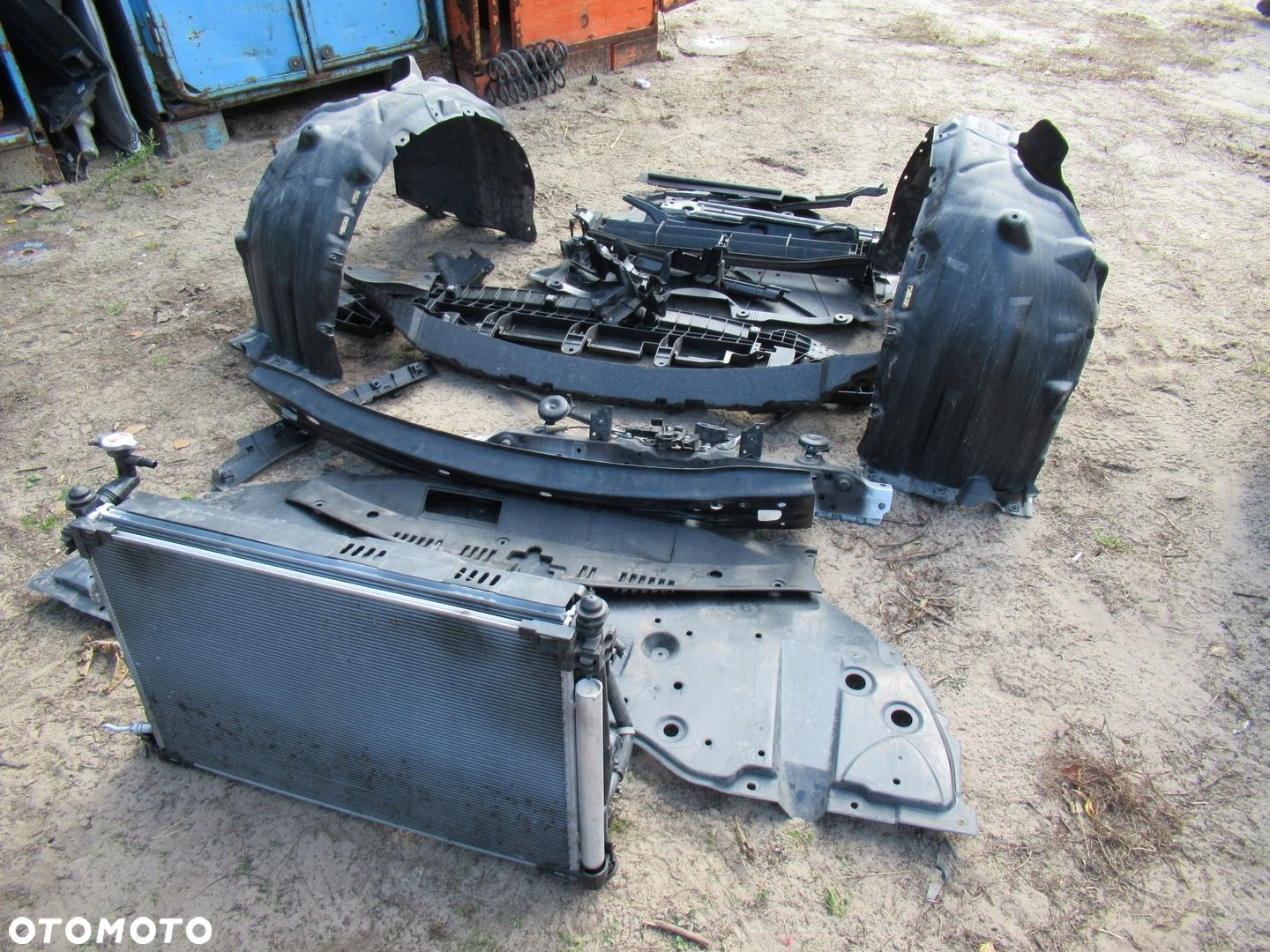 TOYOTA CAMRY 19-22 PRZÓD BLACHARSKI KOMPLET - 3