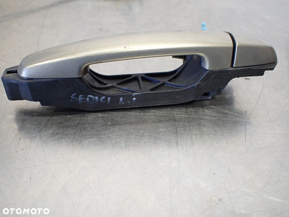 KLAMKA LEWA TYLNA ZEWNĘTRZNA FIAT SEDICI 1.9 - 5