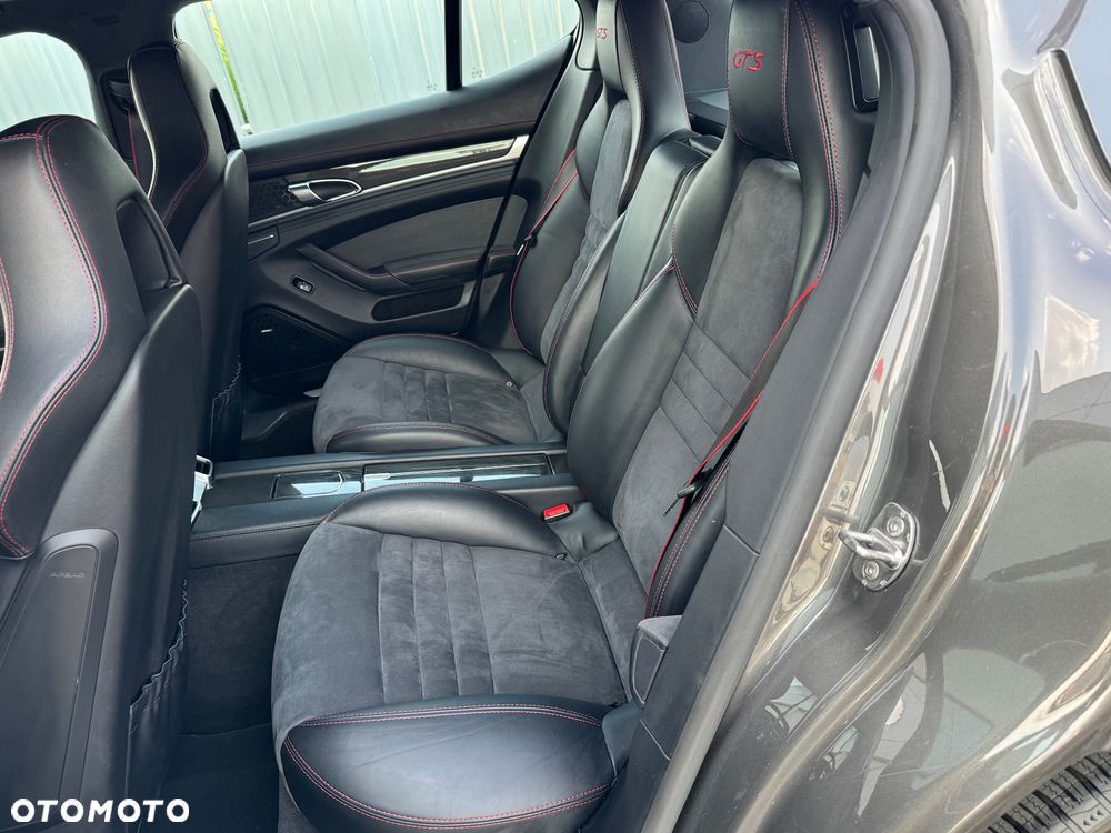 Porsche Panamera - 10
