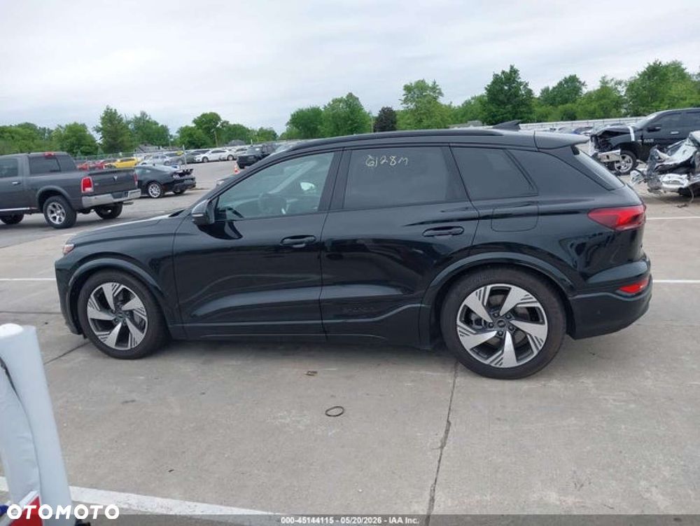Audi Q6 e-tron - 2