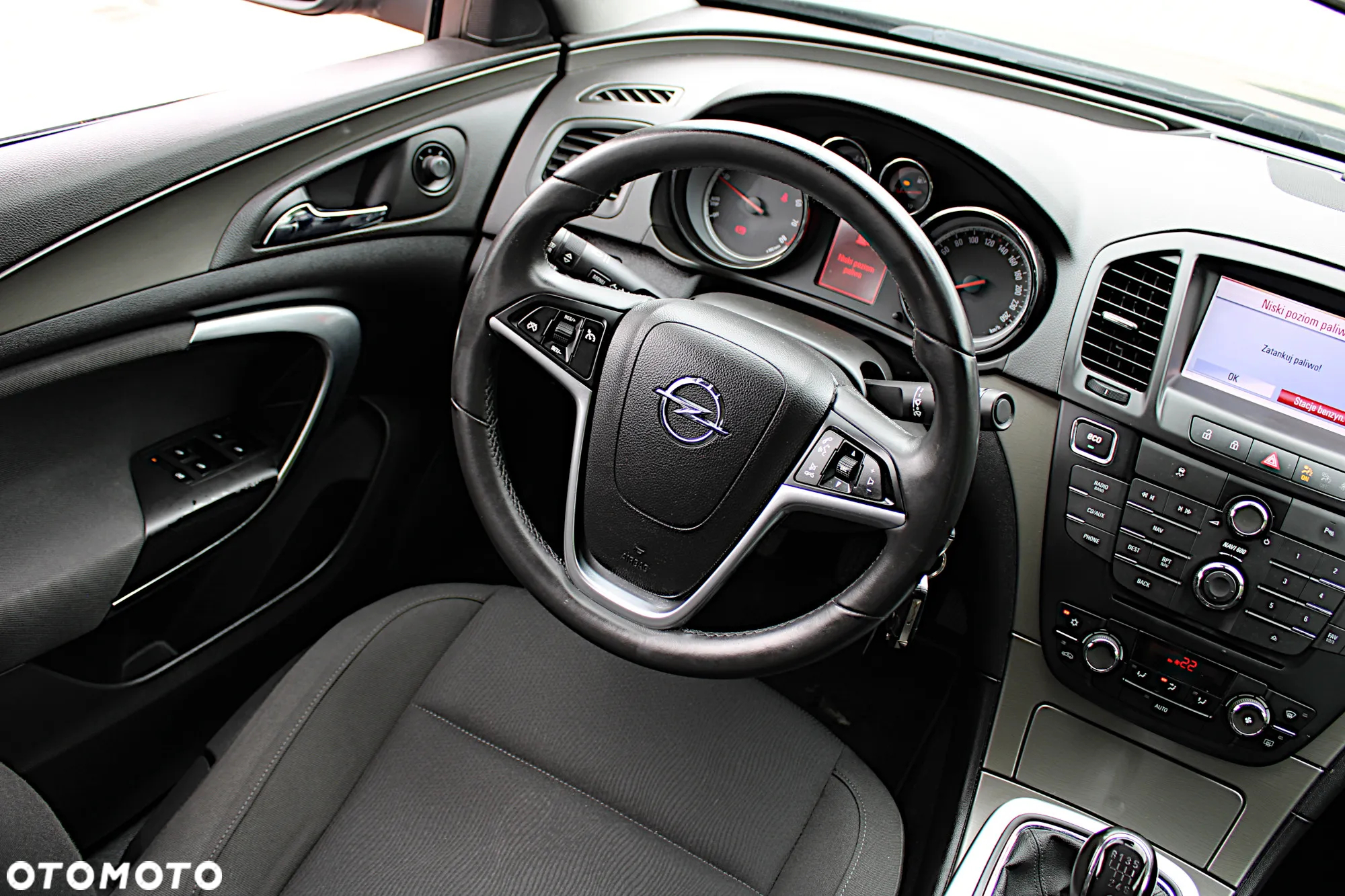 Opel Insignia - 21