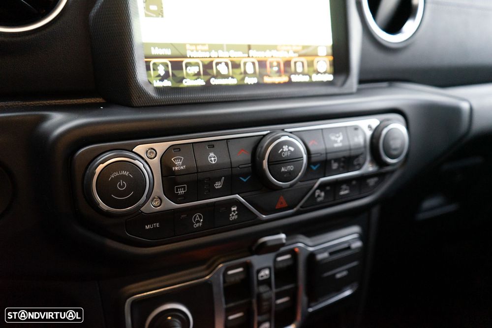 Jeep Gladiator 3.0 CRD Overland AT8 - 34
