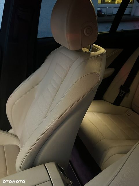 Mercedes-Benz Klasa E 200 d 9G-TRONIC - 28