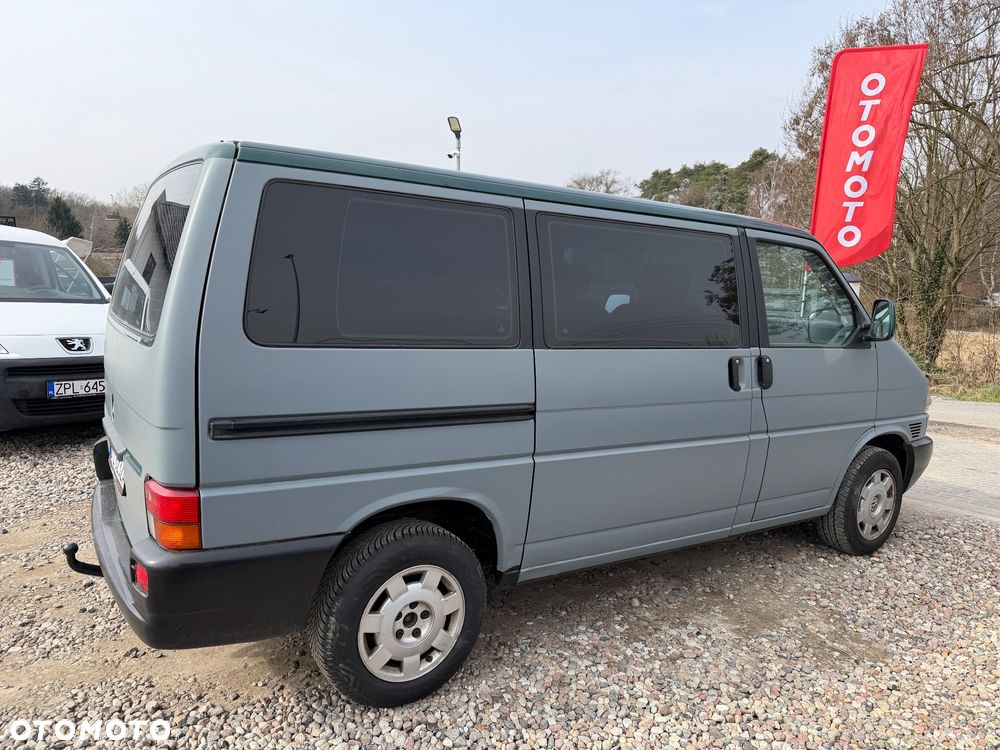Volkswagen Multivan - 9