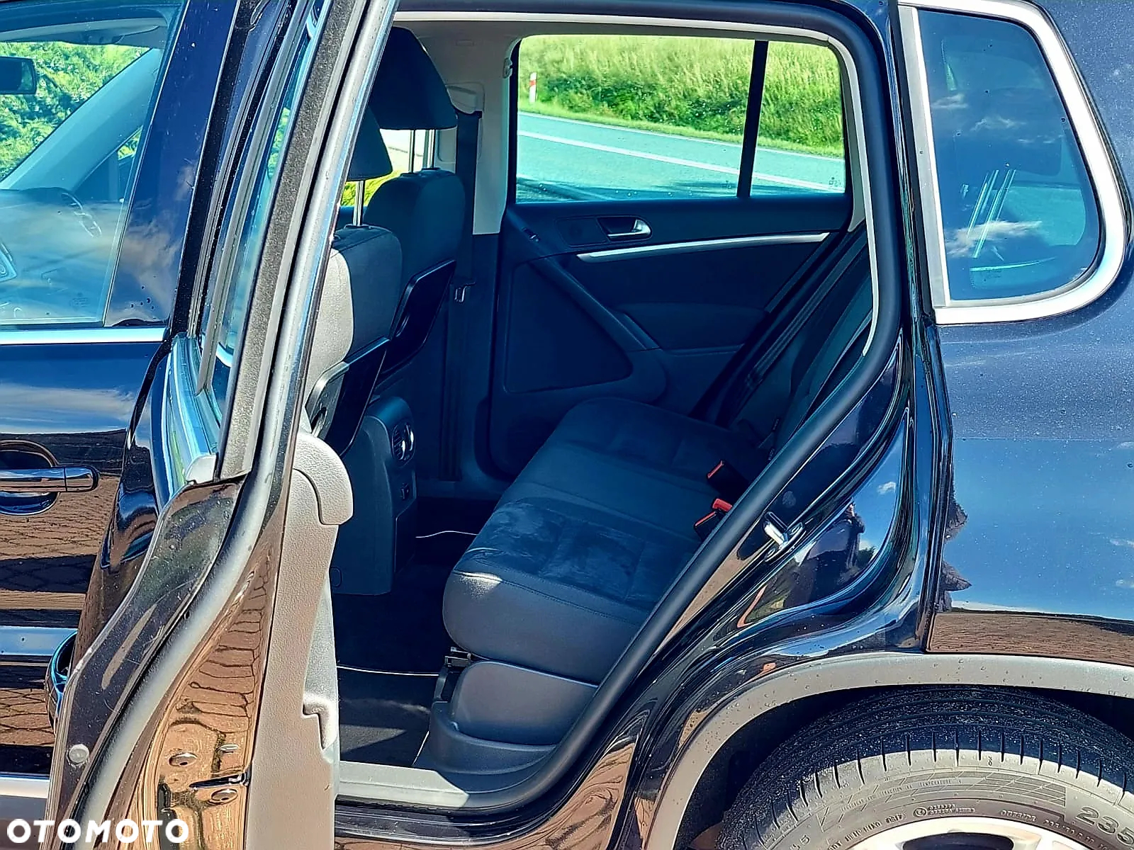 Volkswagen Tiguan 1.4 TSI Sport&Style - 12