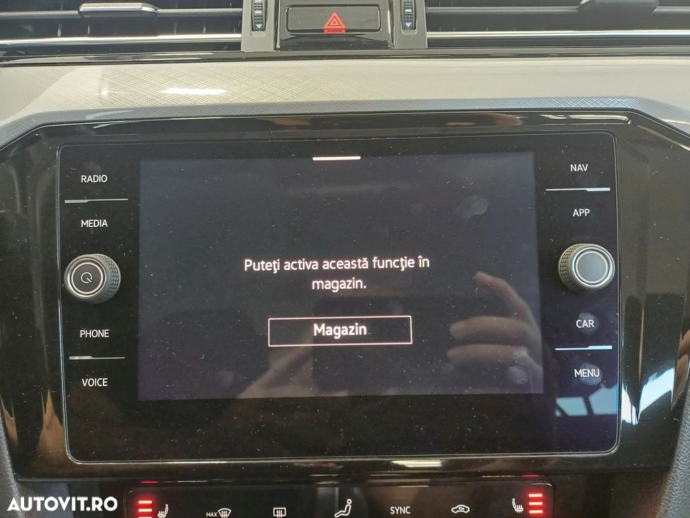Volkswagen Passat 2.0 TDI DSG Comfortline - 25
